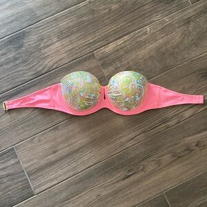 Victoria’s Secret bikini top